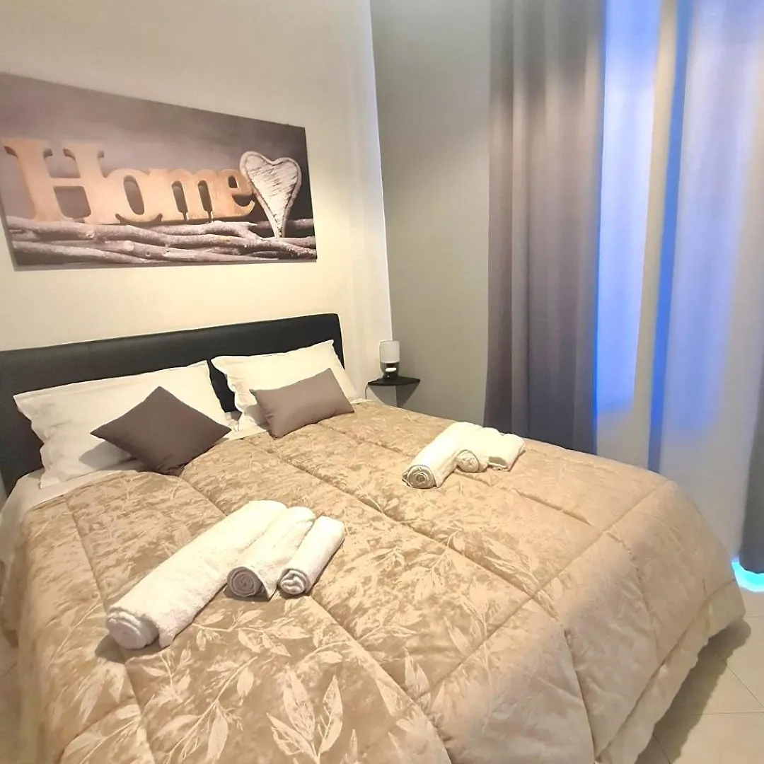 Apartment Ma Maison Etnea Catania Italy